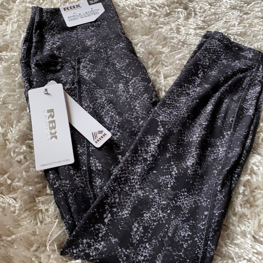NWT RBX small spandex workout pants